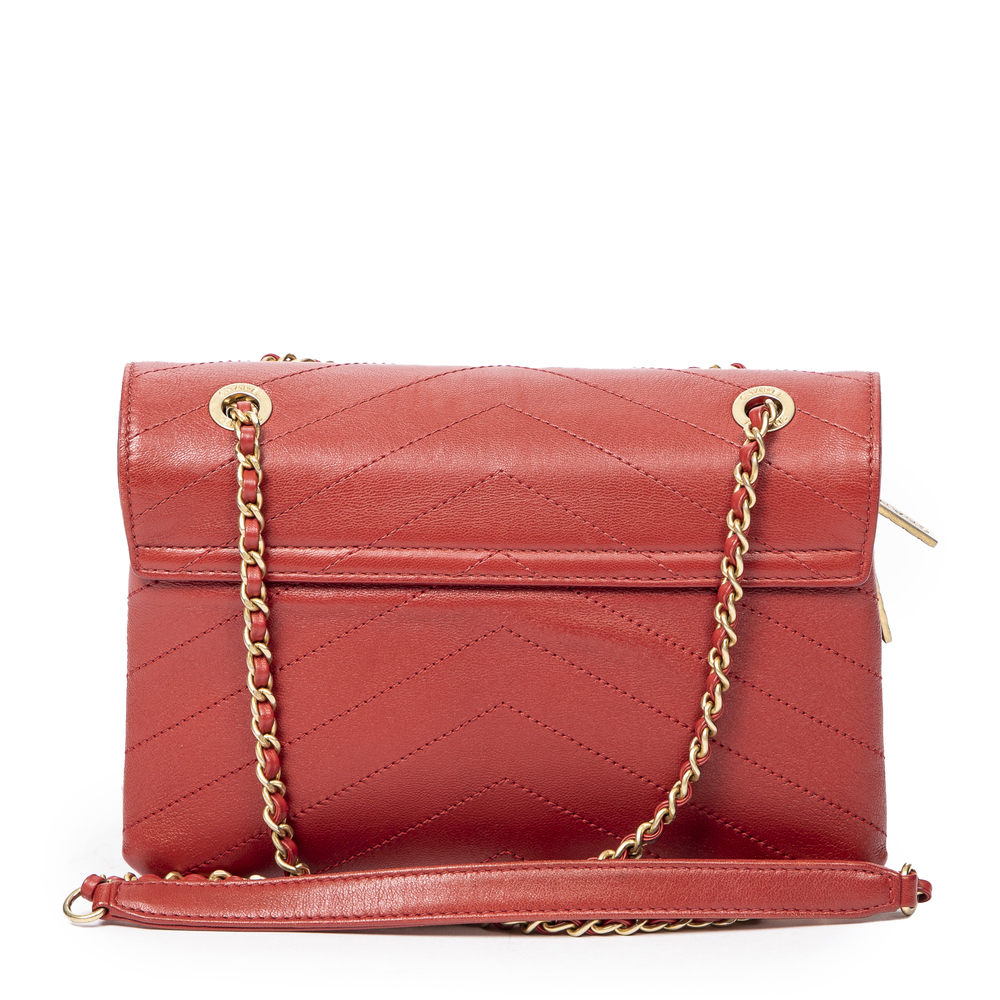 Chanel Chevron Envelope Flap in Red Quilted Chevron Leather - Picture 4 of 7